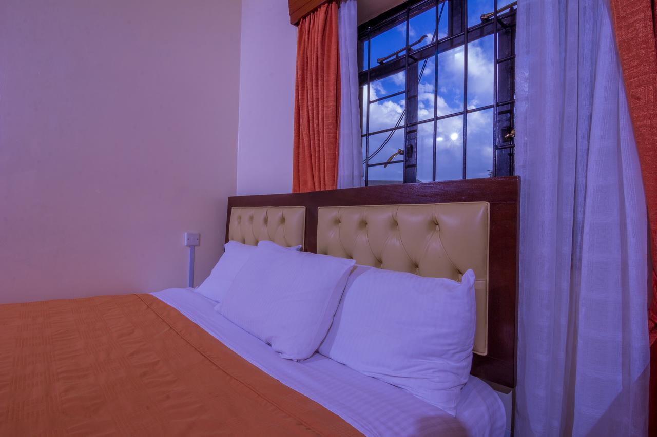 Chak Guesthouse & Conference Center Nairobi Exteriör bild